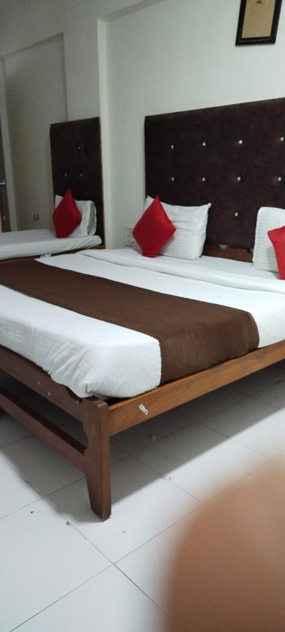 Hotel Runway Inn Ahmedabad Rom bilde